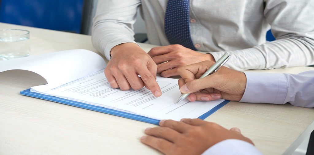 Contract Review Service